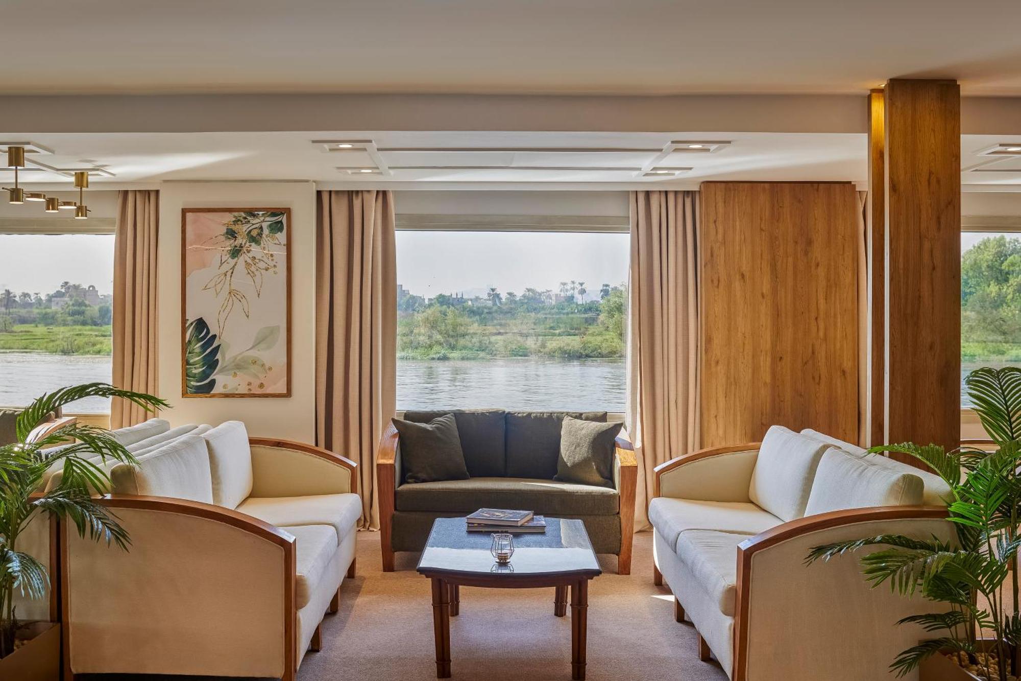 Moevenpick Royal Lotus Nile Cruise, Every Monday Four Nights From Luxor, Every Friday Three Nights From Aswan - Including Excursions & Sightseeing Kültér fotó
