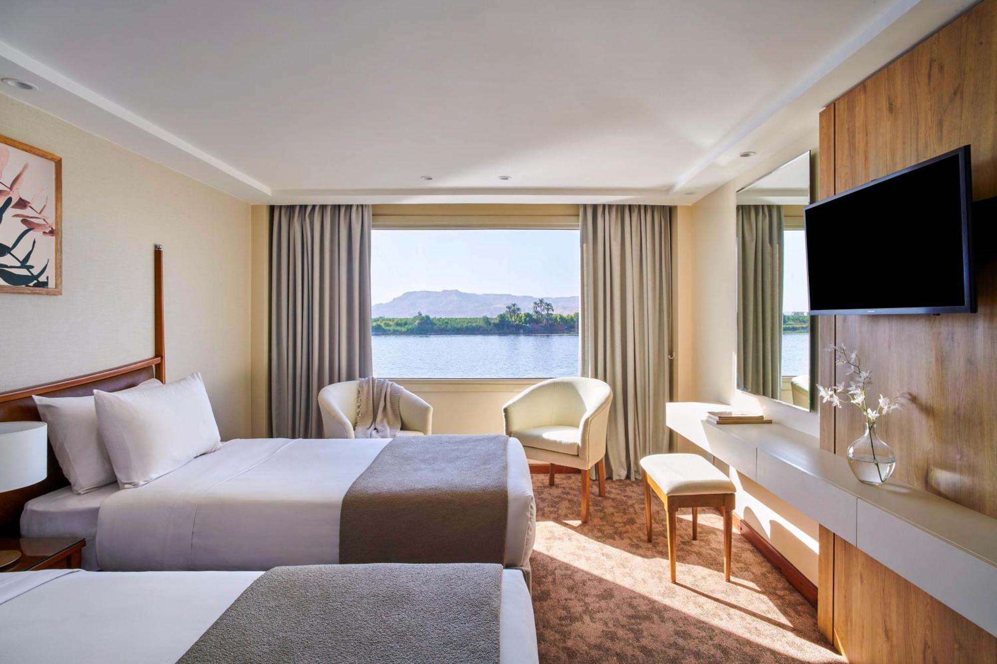 Moevenpick Royal Lotus Nile Cruise, Every Monday Four Nights From Luxor, Every Friday Three Nights From Aswan - Including Excursions & Sightseeing Kültér fotó