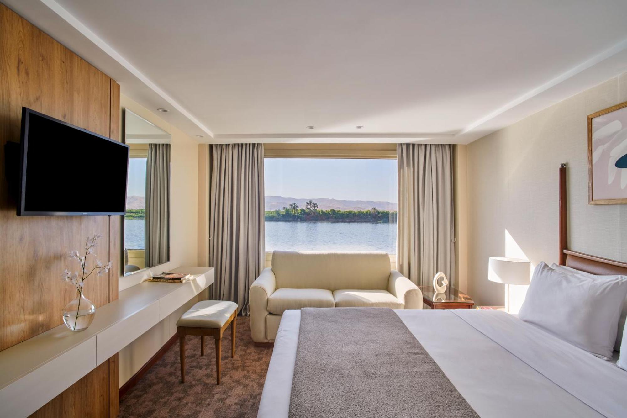 Moevenpick Royal Lotus Nile Cruise, Every Monday Four Nights From Luxor, Every Friday Three Nights From Aswan - Including Excursions & Sightseeing Kültér fotó