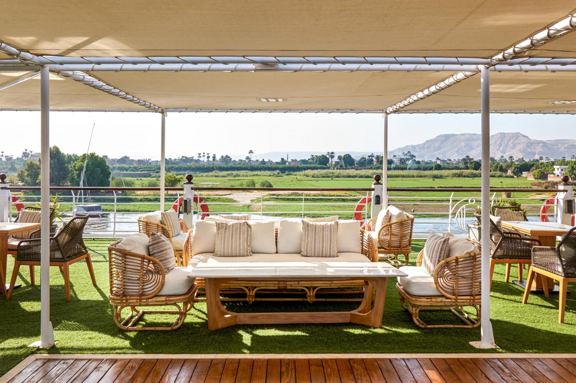 Moevenpick Royal Lotus Nile Cruise, Every Monday Four Nights From Luxor, Every Friday Three Nights From Aswan - Including Excursions & Sightseeing Kültér fotó